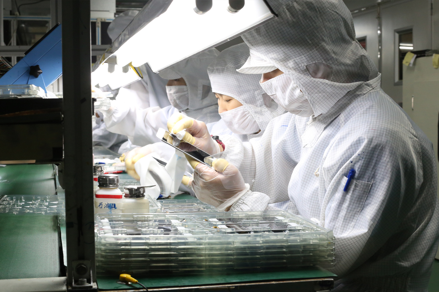 多點(diǎn)觸摸屏價(jià)格，批量生產(chǎn)價(jià)格貴嗎？