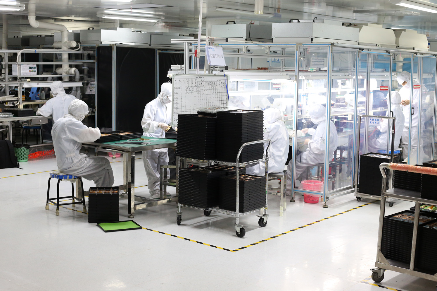 lcd顯示屏廠家，助力終端廠商快速投入生產(chǎn)【海飛智顯】